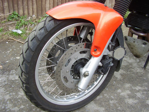 2003 triumph tiger 955i front wheel