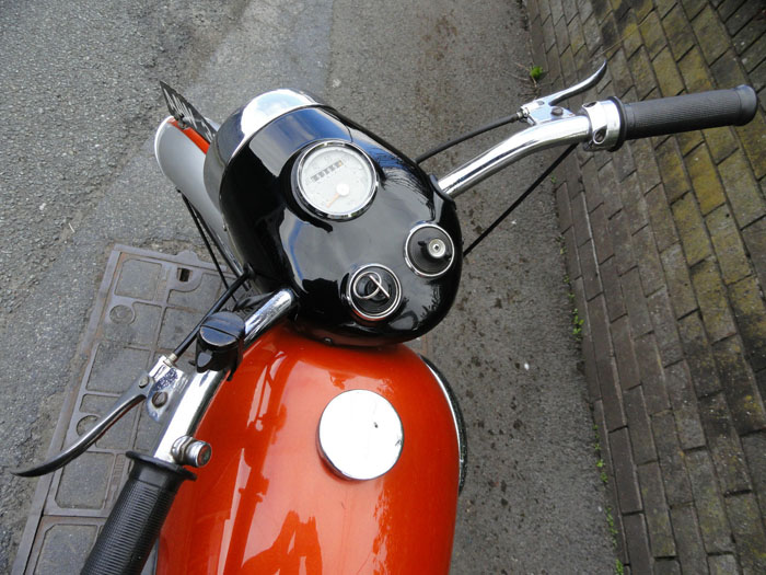 1963 Triumph Tiger Cub T20 Roadster Handlebars Speedometer