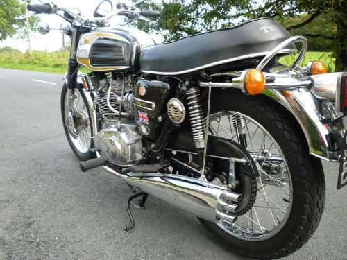 1974 triumph 750cc trident triple 3