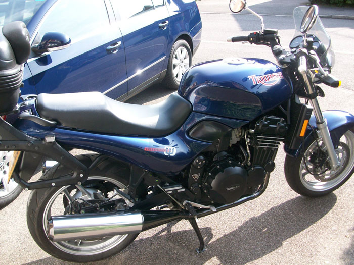 1998 Triumph Trident 750 2