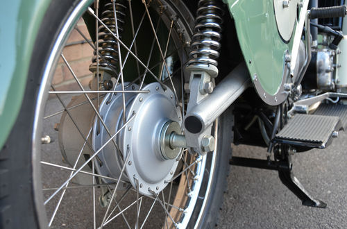 1958 velocette le 192cc back wheel