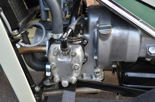1958 velocette le 192cc engine