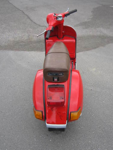 1984 mark 1 motovespa p200 back