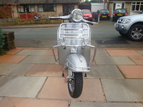 1973 vespa rally 200 silver 1