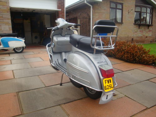 1973 vespa rally 200 silver 4