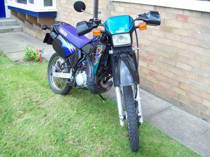 1995 Yamaha DT125R Front