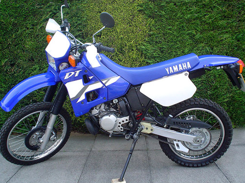2002 Yamaha DT125R Blue 2