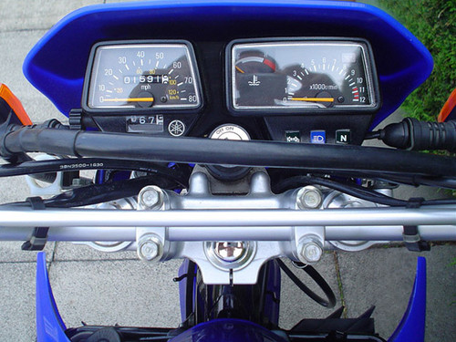2002 Yamaha DT125R Blue Gauges