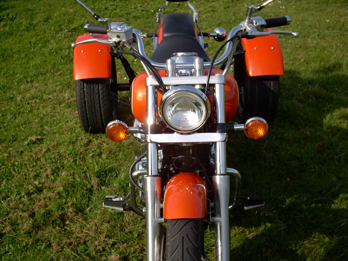 1998 Yamaha Dragstar XVS 650 Custom Front