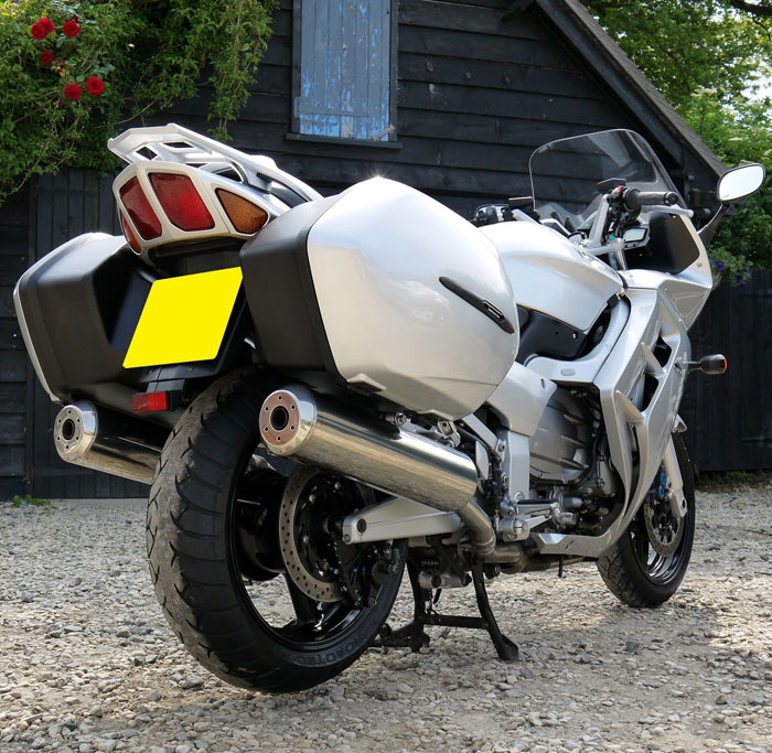 2002 Yamaha FJR1300 Rear 2