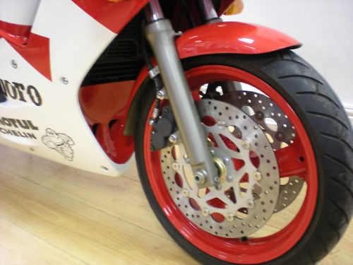 yamaha fzr1000 front wheel