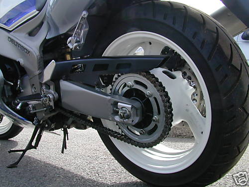 1991 yamaha fzr 1000 ru exup rear wheel