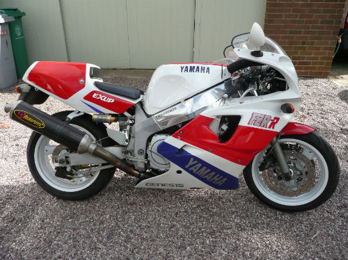 1989 Yamaha FZR750R OW01 Homolagation Special 1