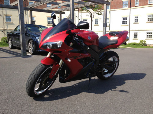 2004 yamaha r1 5vy yzf-r1 lava red 2