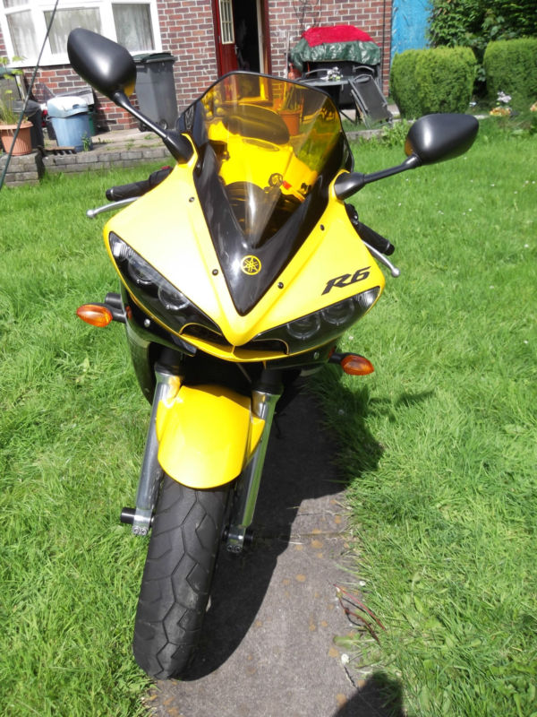 2004 yamaha r6 front