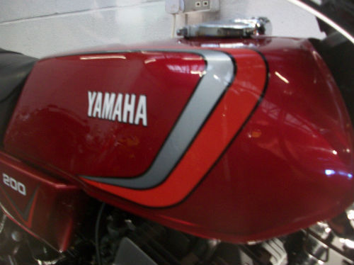 1983 yamaha rd 200 dx iconic air cooled twin 195cc tank