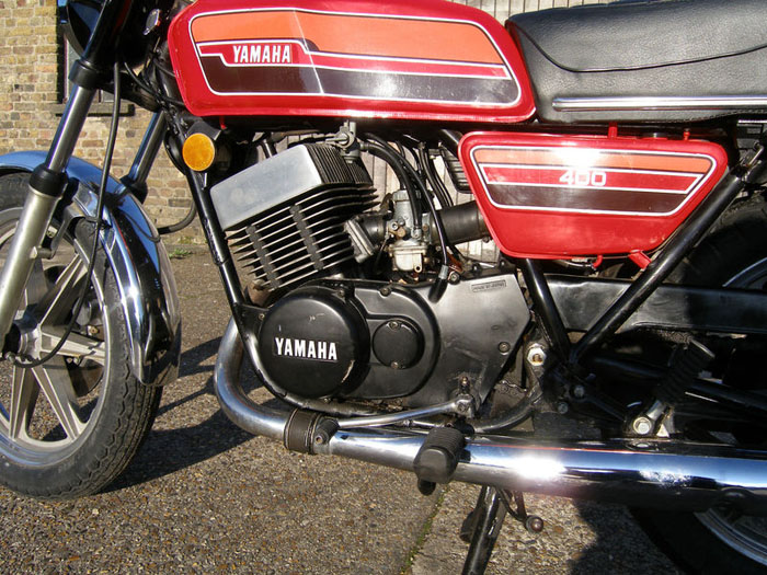 1976 yamaha rd400 engine