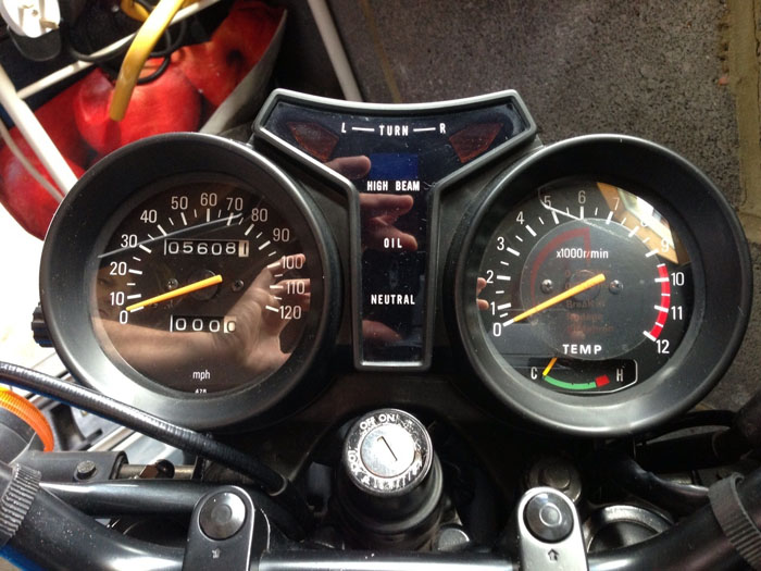 1982 Yamaha RD350LC Gauges