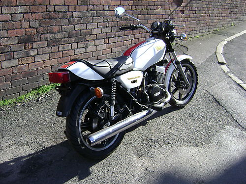 1979 Yamaha RD400 Daytona Special 3