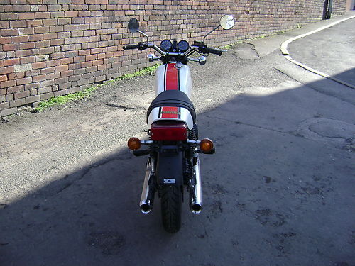 1979 Yamaha RD400 Daytona Special Back