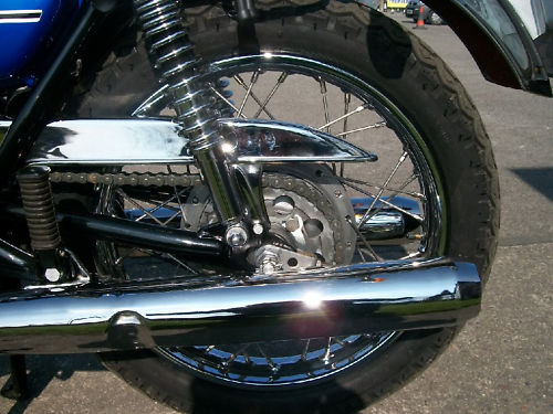 1975 yamaha rd250 rear wheel