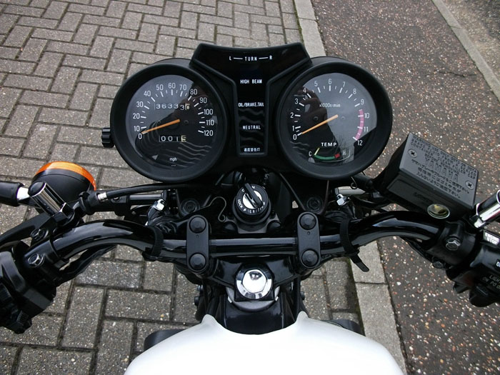 1980 Yamaha RD350LC Gauges