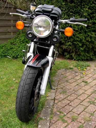 1982 yamaha rd350lc rgv hybrid front