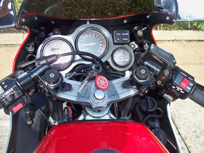 1984 yamaha rzv500r speedometer