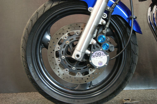 2001 Yamaha XJR 1300SP Muscle Retro Front Wheel