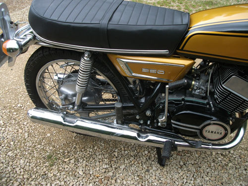 1972 Yamaha YDS7 Rear Wheel Exhaust