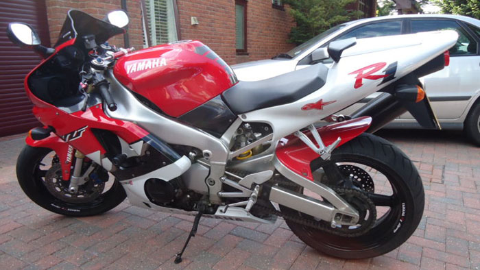 1999 yamaha yzf-r1 white 2