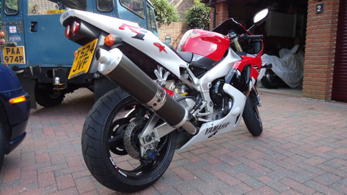 1999 yamaha yzf-r1 white 5