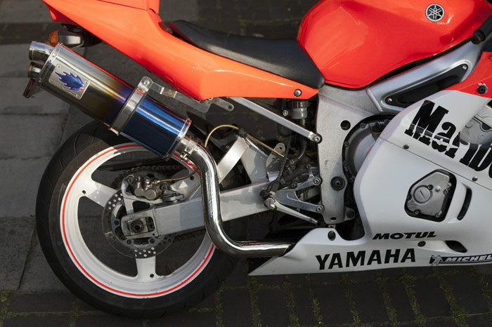 2000 Yamaha R6 YZF Stunning Malboro Race Colours Rear Wheel Exhaust